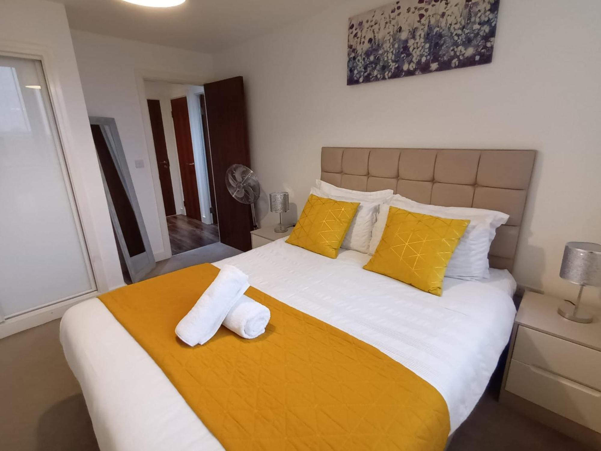Kcs Broad Street Apartment Birmingham Bagian luar foto