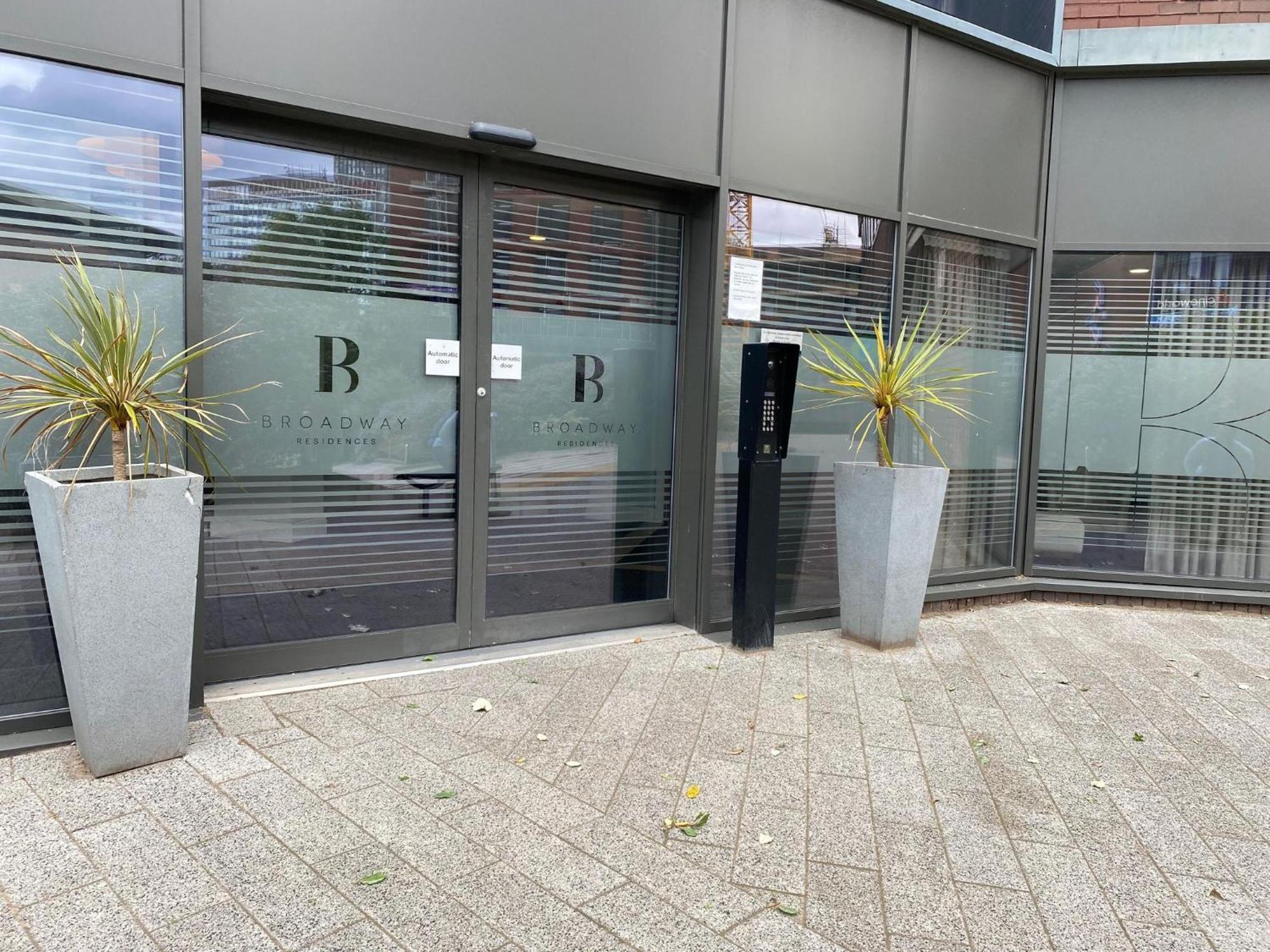 Kcs Broad Street Apartment Birmingham Bagian luar foto