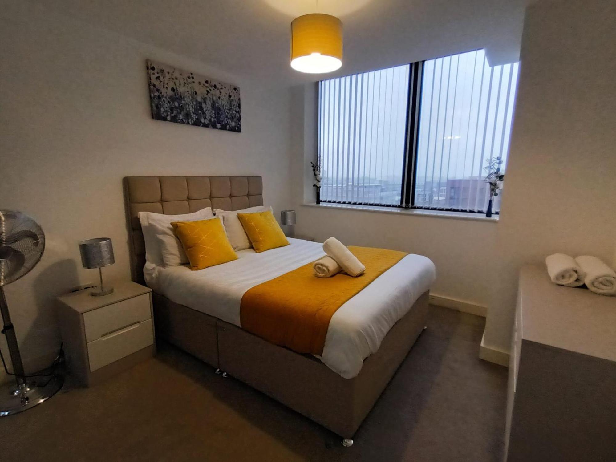 Kcs Broad Street Apartment Birmingham Bagian luar foto